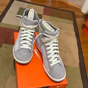 Nike Blazers Mid size 8